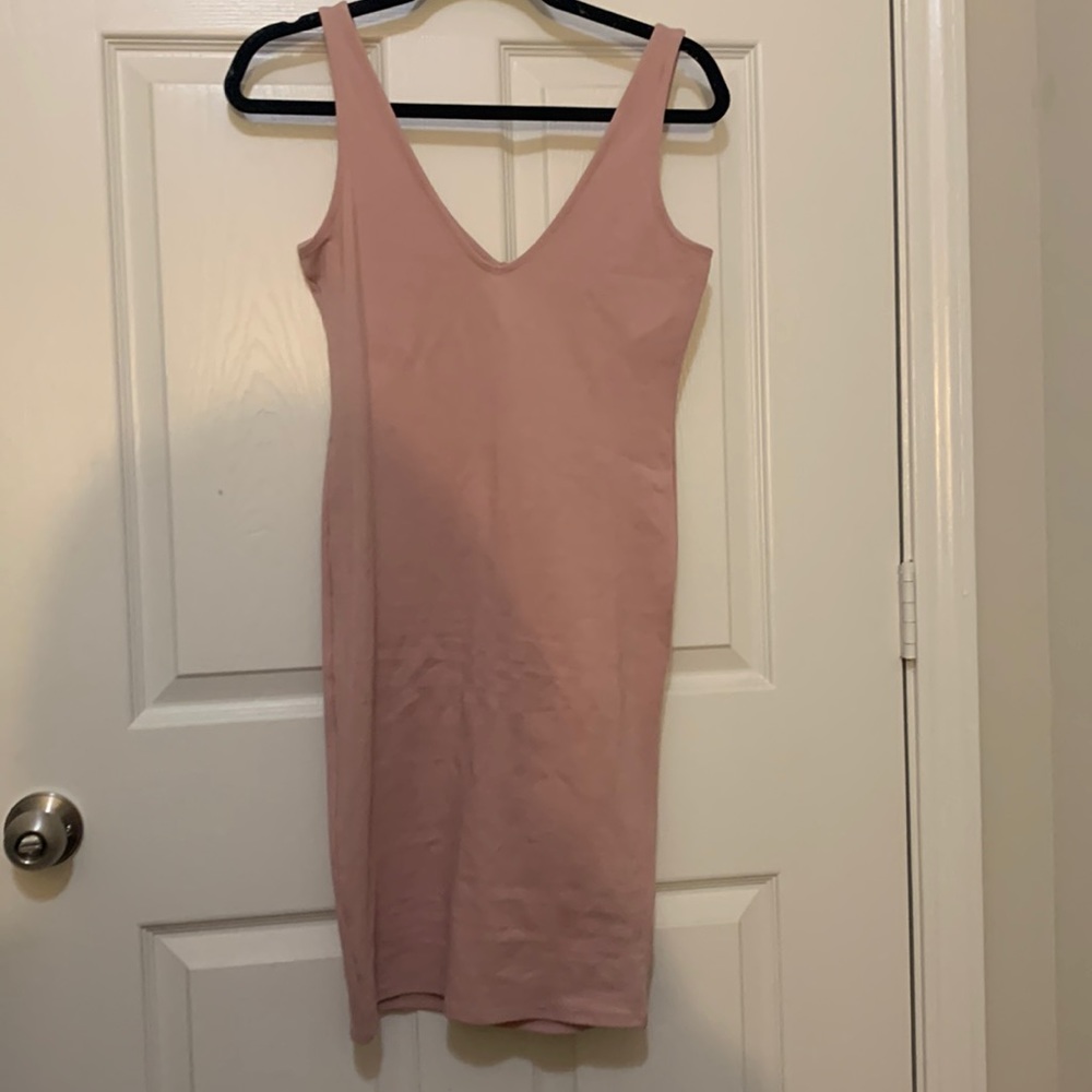Forever 21 dress. Pink color. Size Medium.